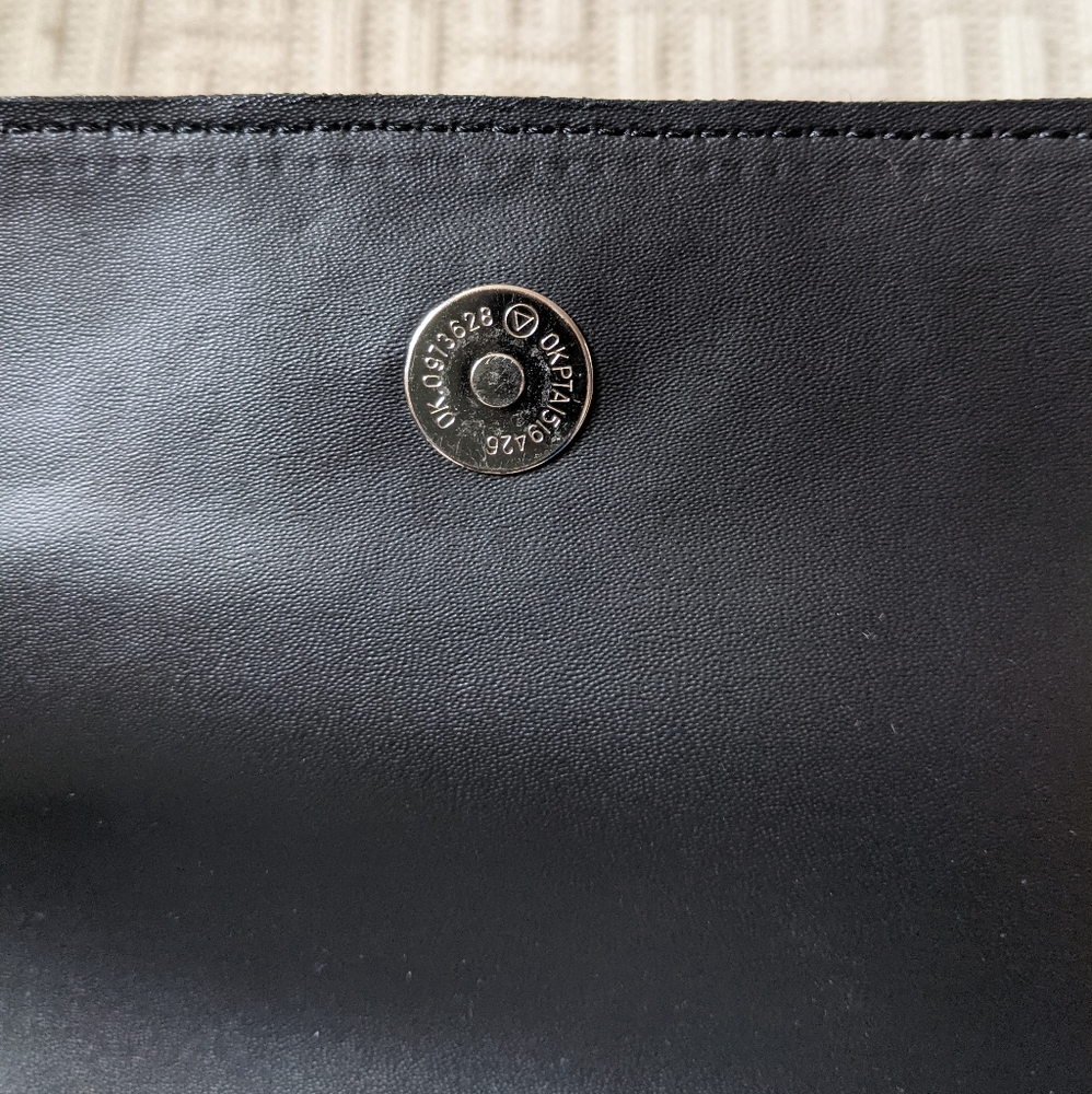 October Jaipur Vegan Leather Clutch - BNWT - Picture 8 of 15